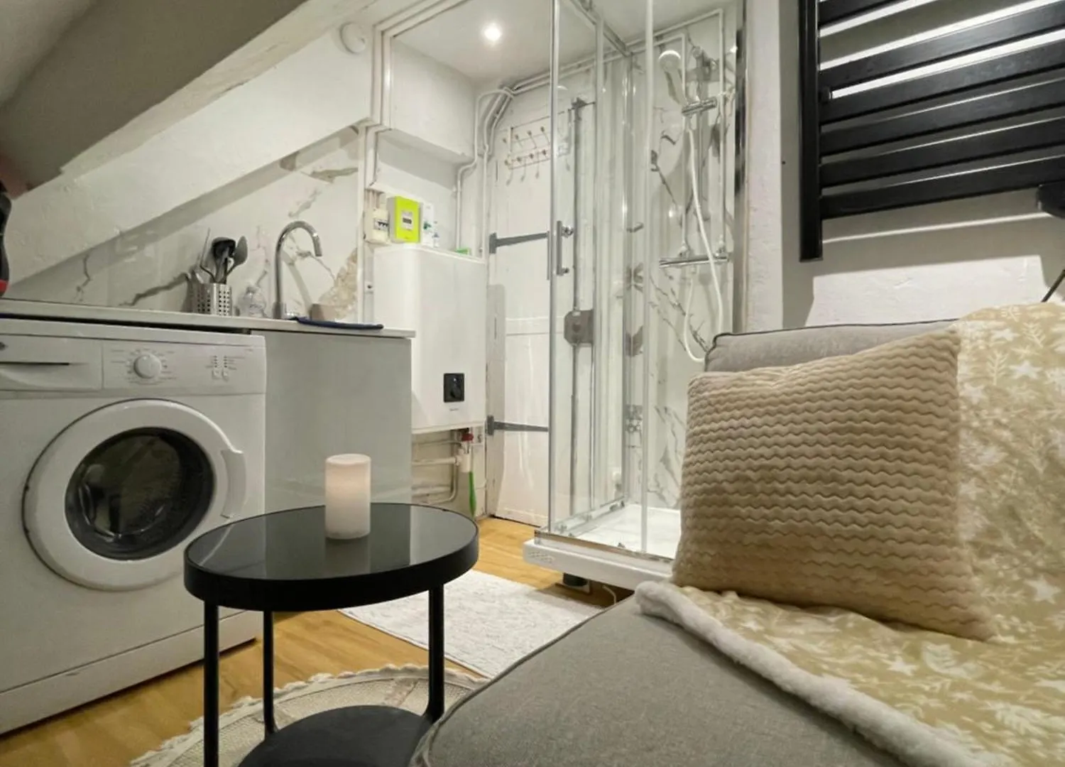 Super Logement A Paris ! 0*,  Франция